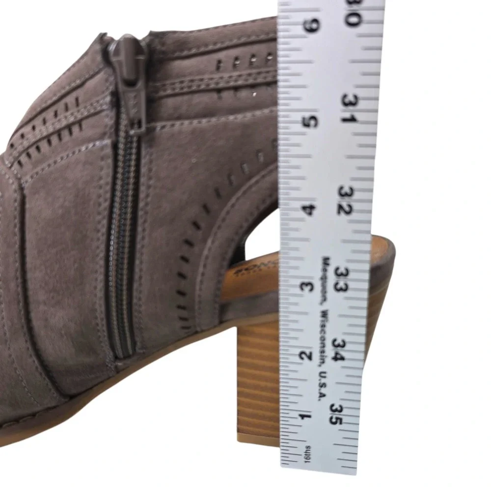 Sonoma Women's Taupe Gray Faux Suede Peep Toe Heeled Booties‎ Ankle Boots